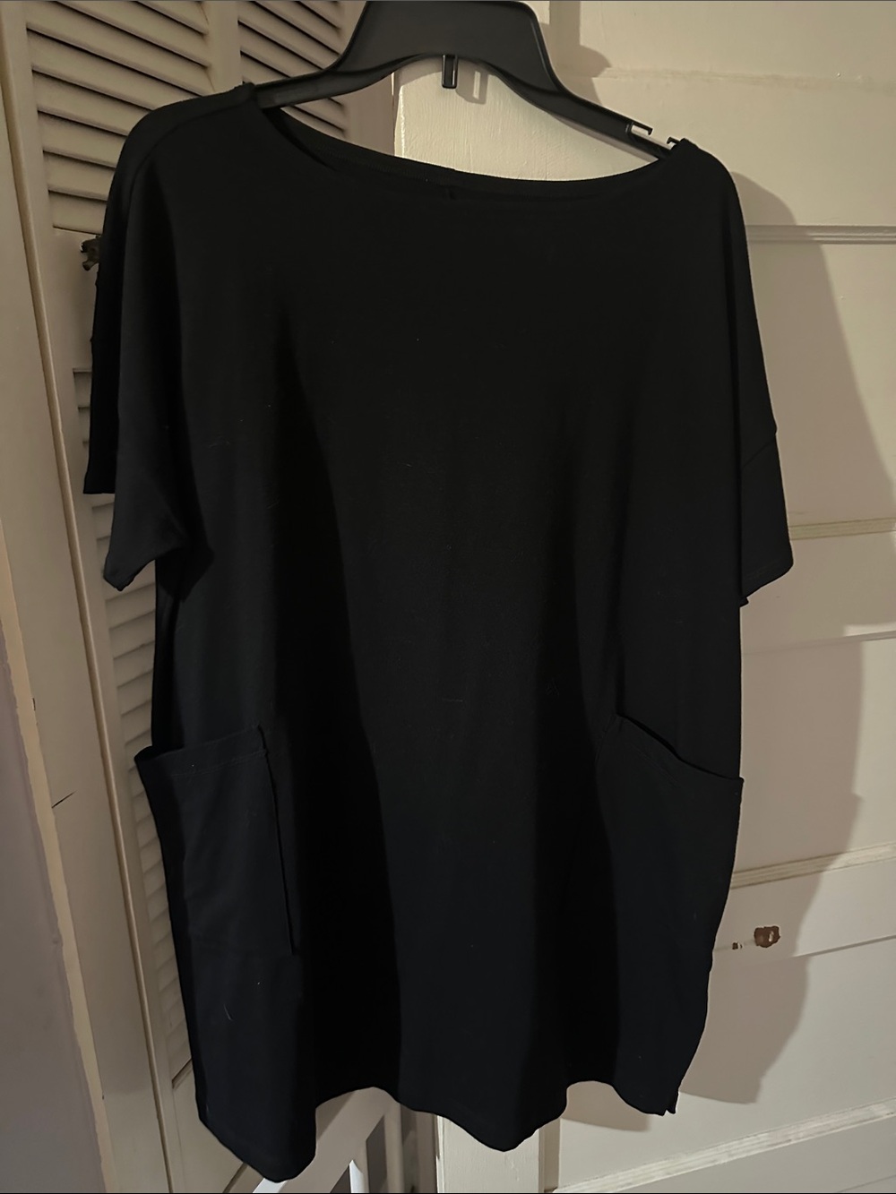 Black Women's Short Sleeve Tunic Top - Classic Minimalist